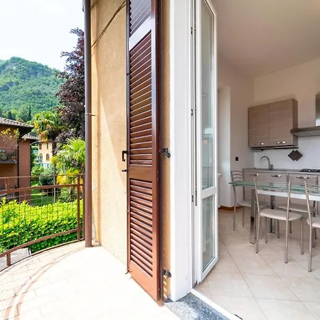 Bright And Cozy In By Wonderful Italy Menaggio
