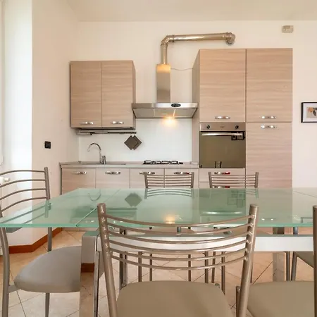 아파트 Bright And Cozy In By Wonderful Italy *