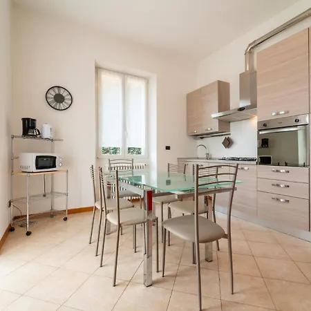 Bright And Cozy In By Wonderful Italy Appartamento
